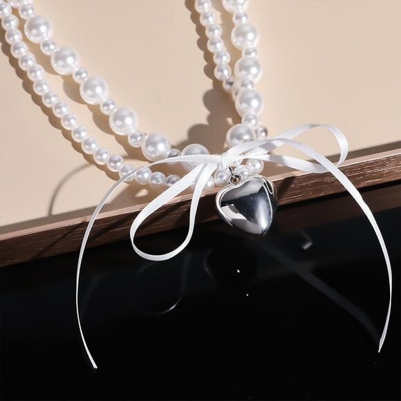 Trendy Layered Pearl Beaded Heart Bow Choker Necklace for Elegant Women - Picture 3 of 7